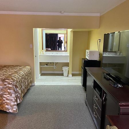 Caronoda Motel Central City Bagian luar foto
