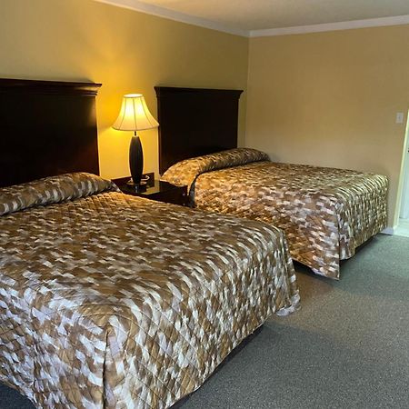 Caronoda Motel Central City Bagian luar foto