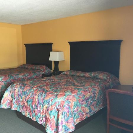 Caronoda Motel Central City Bagian luar foto