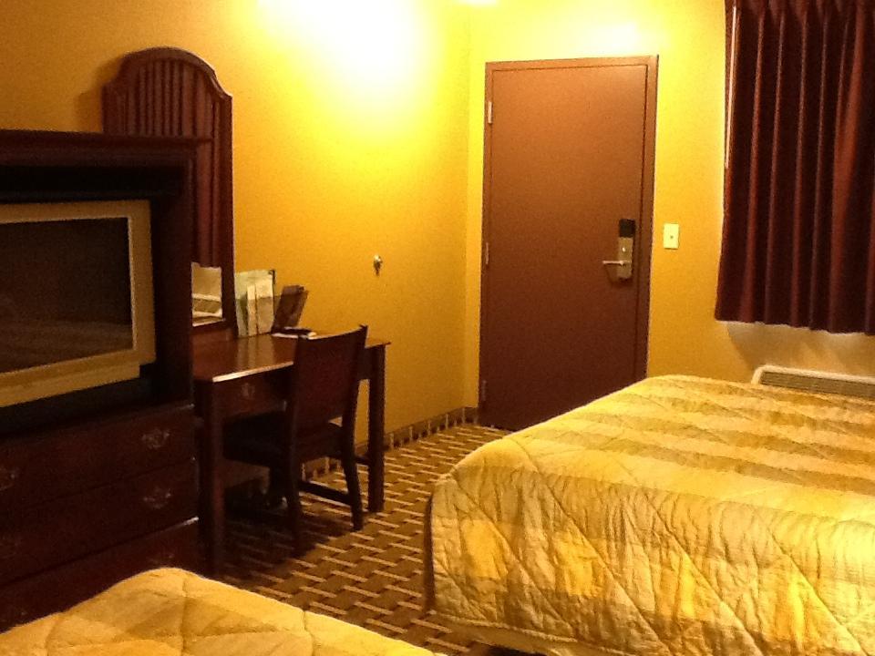 Caronoda Motel Central City Ruang foto